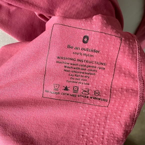 SOLD🏷Figs Heather Quartz Pink Long Sleeve Salta Underscrub, Medium - Picture 6 of 6